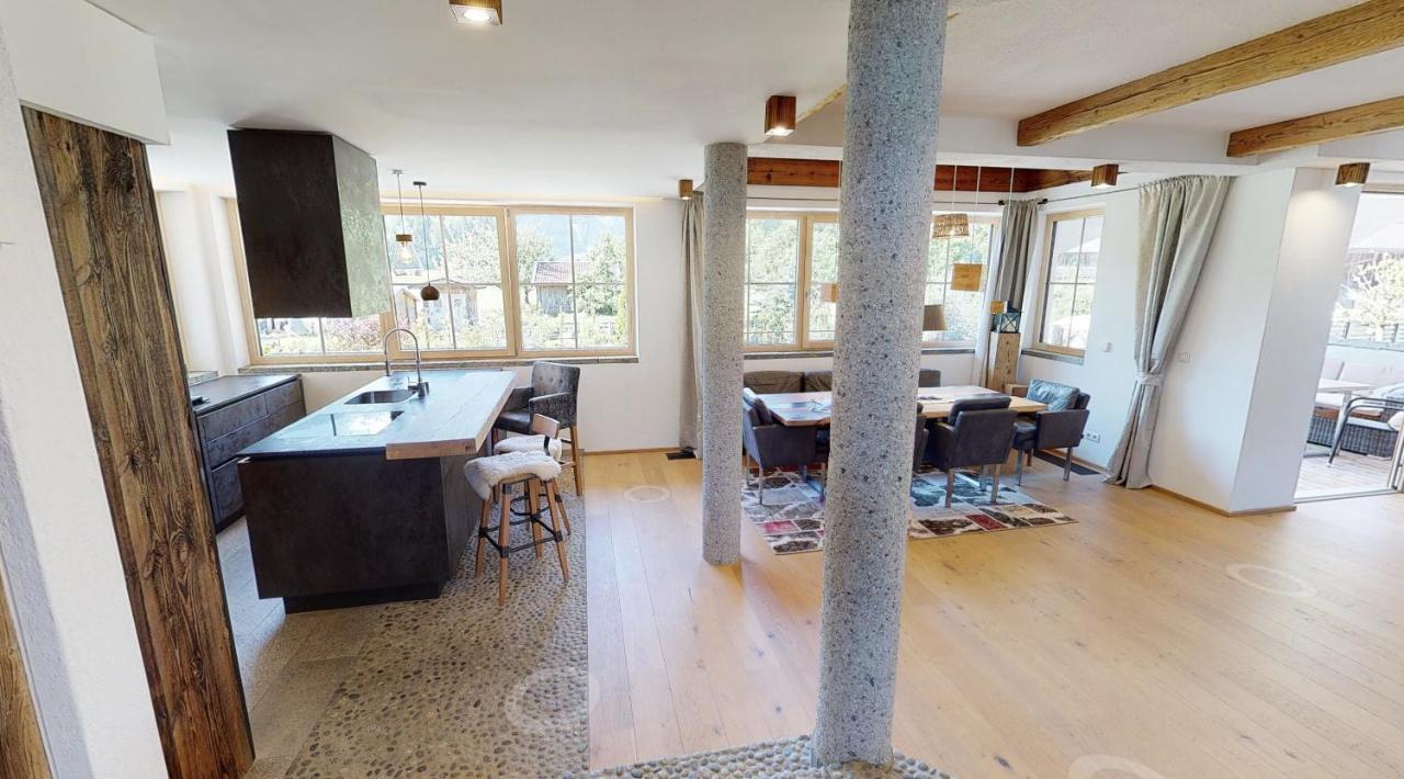 Appartements "Da Zillertaler Und Die Geigerin" Mayrhofen Exterior foto