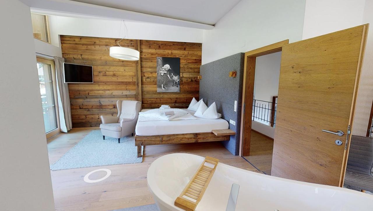 Appartements "Da Zillertaler Und Die Geigerin" Mayrhofen Exterior foto