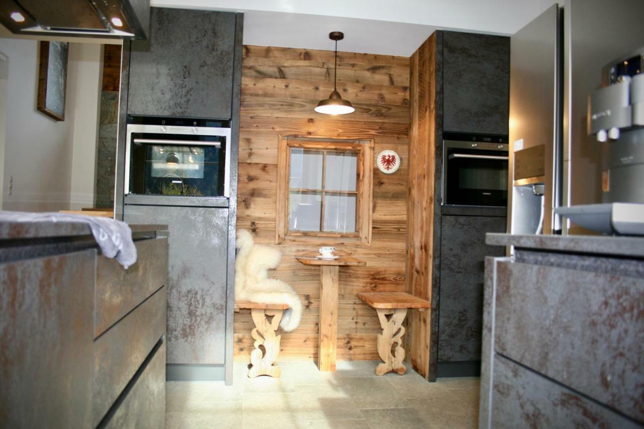 Appartements "Da Zillertaler Und Die Geigerin" Mayrhofen Exterior foto